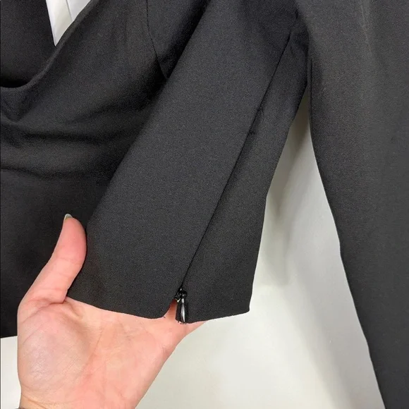 Abercrombie Long Sleeve Crop Top Sweetheart Neckline Black Women’s Size Small - Picture 5 of 7